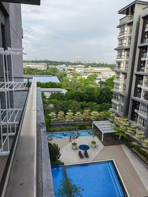 Alocasia Geniehome 3Br Free Wifi @ Utropolis Shah Alam Exterior photo